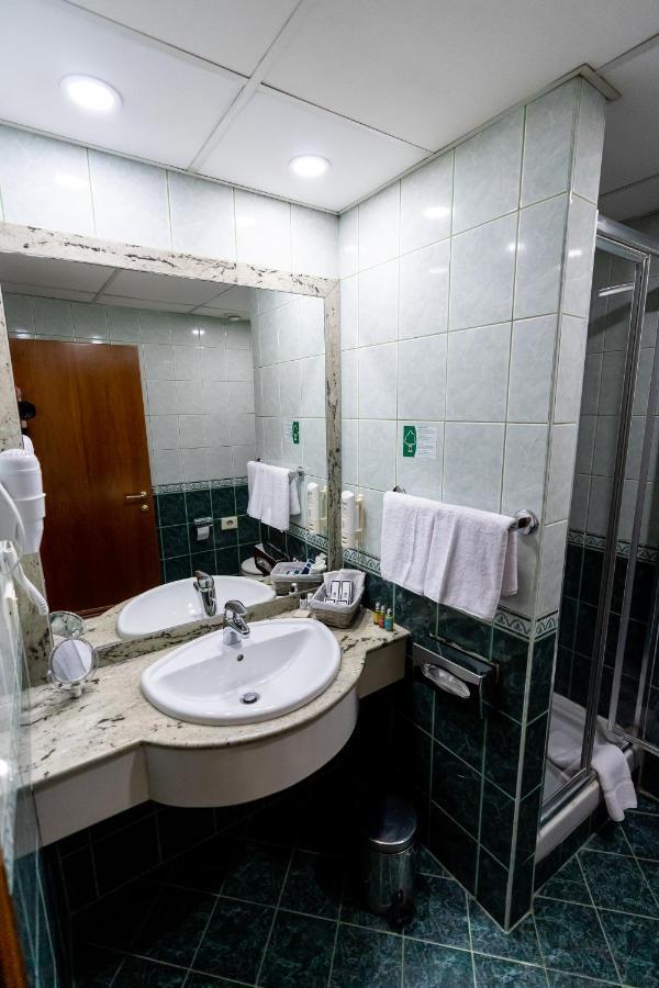 Best Western Hotel Turist สโกเปีย ภายนอก รูปภาพ