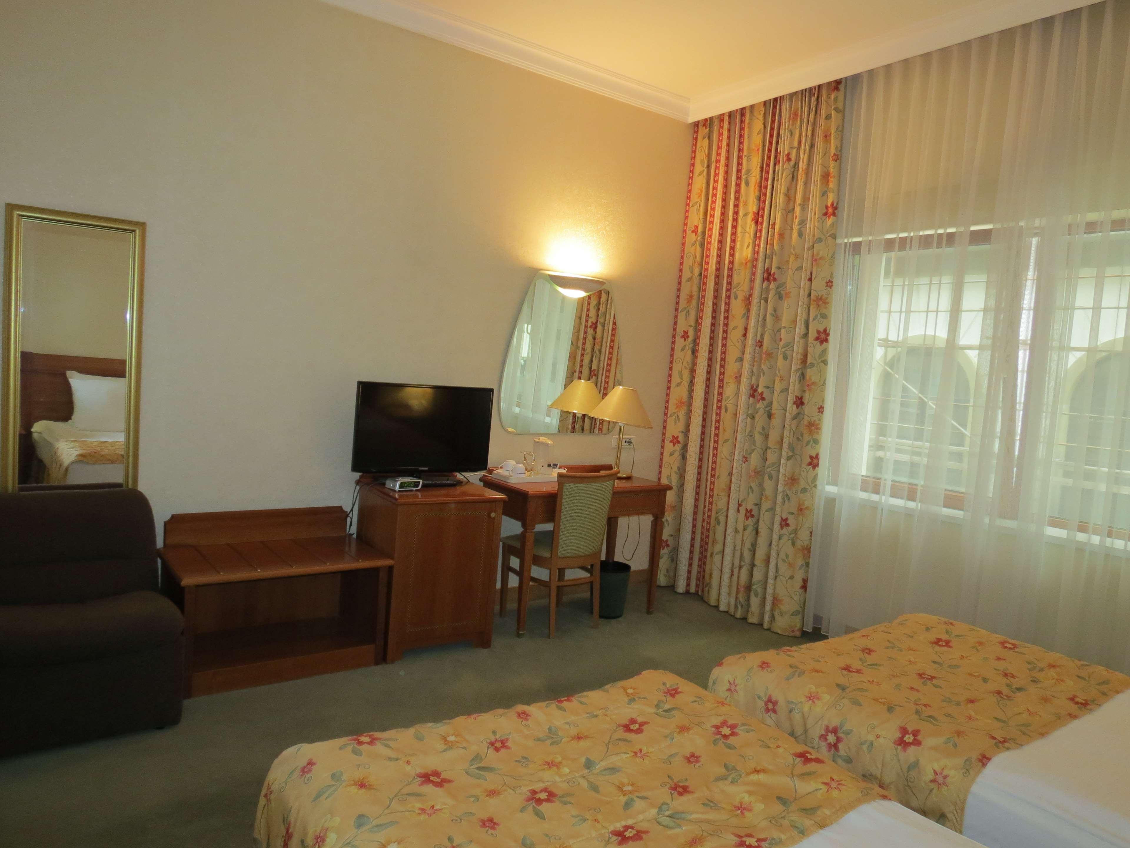 Best Western Hotel Turist สโกเปีย ภายนอก รูปภาพ